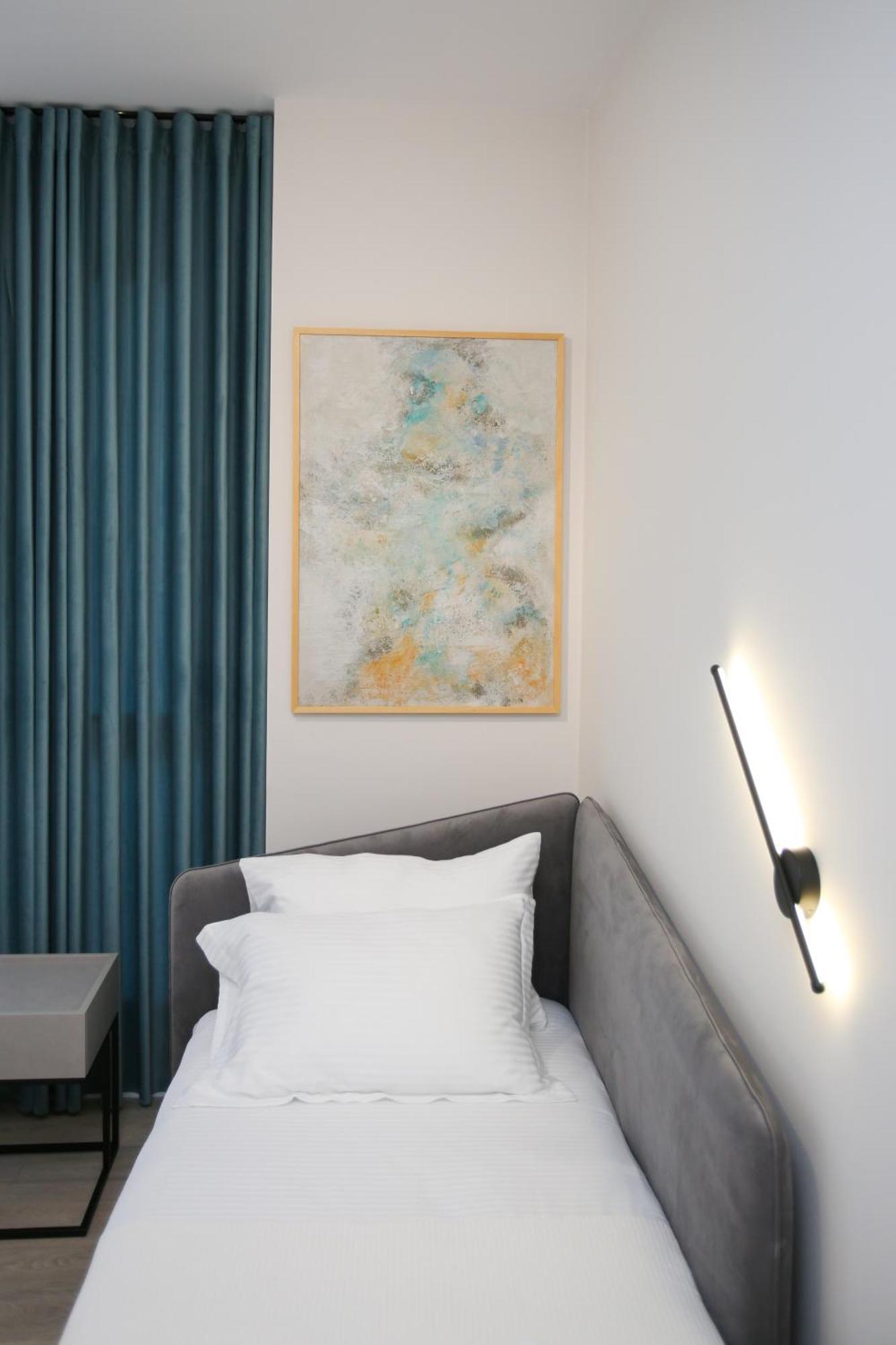Taushani Apartment, Апартаменты *
