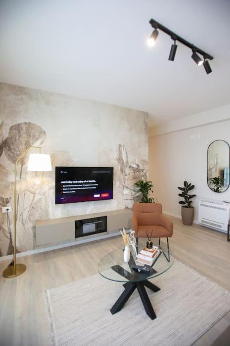 Taushani Apartment, Vlore
