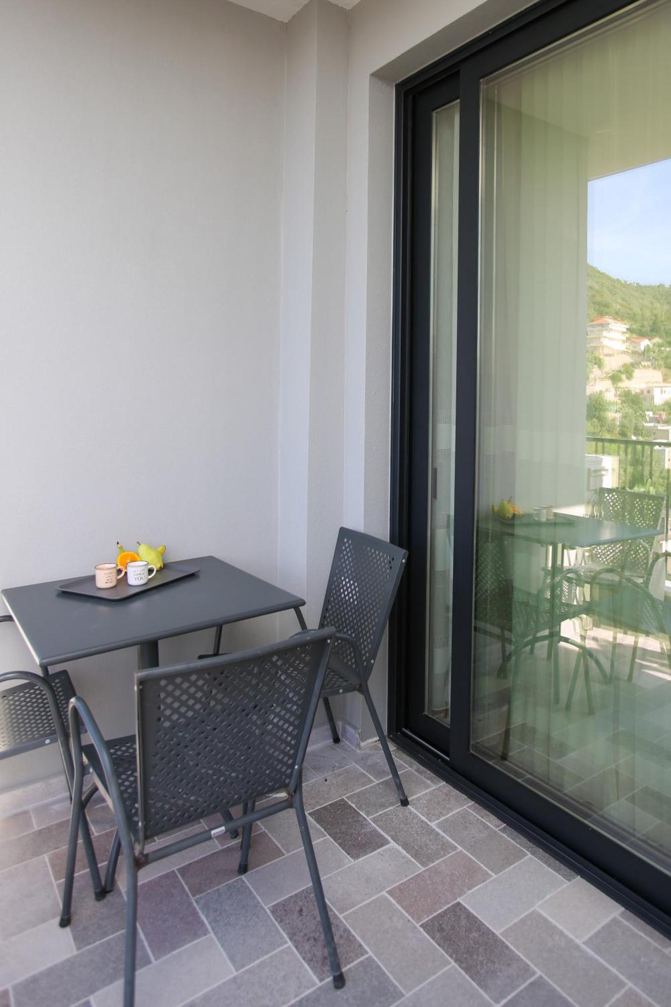 Taushani Apartment, Apartment Vlore