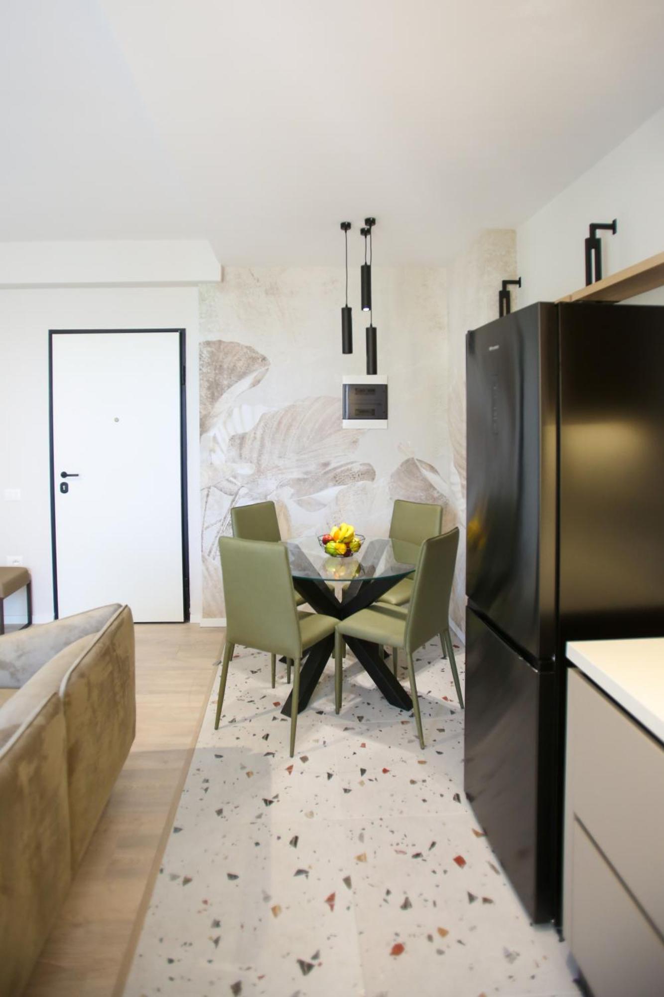 Taushani Apartment, *