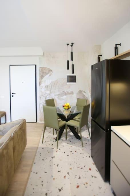 Taushani Apartment,